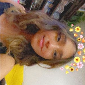 Meet your Posher, Ariana